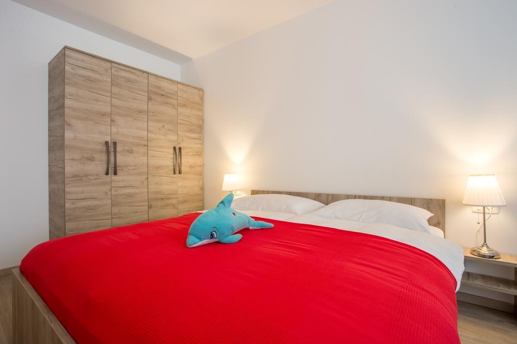 Apartments Viktorija Baška Eksteriør billede