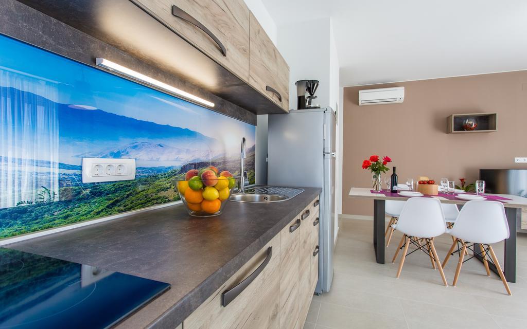Apartments Viktorija Baška Eksteriør billede