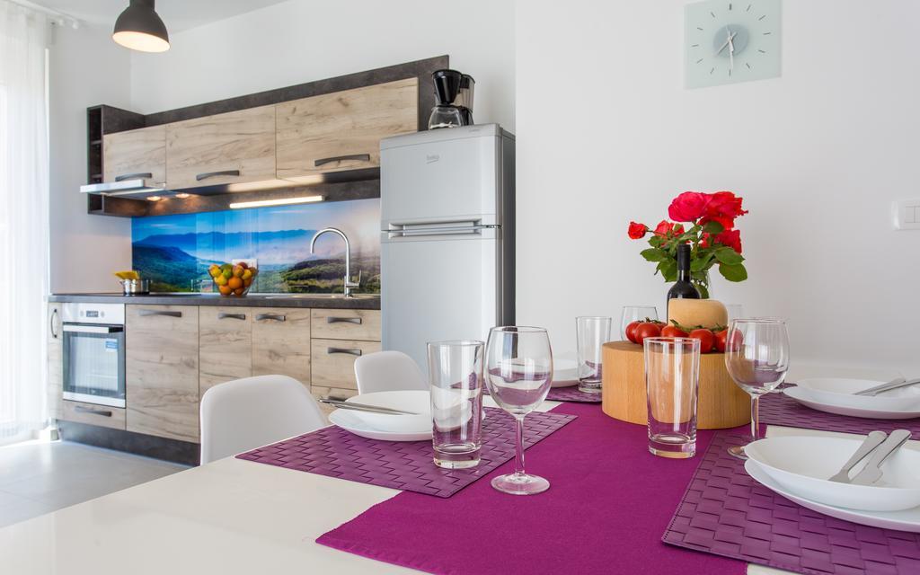 Apartments Viktorija Baška Eksteriør billede
